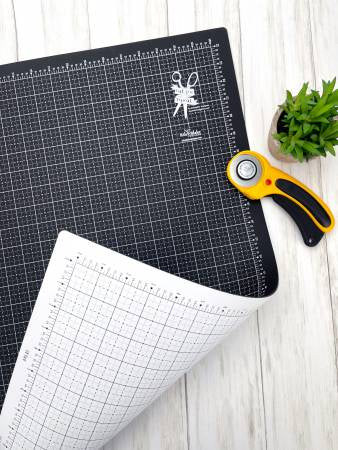 CHRISTOPHER THOMPSON | Reversible White & Black 24”x18" Cutting Mat