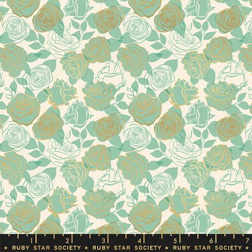 CURIO | Roses Moss