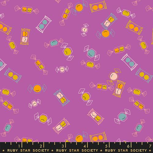 TINY FRIGHTS | Tossed Candy Witchy